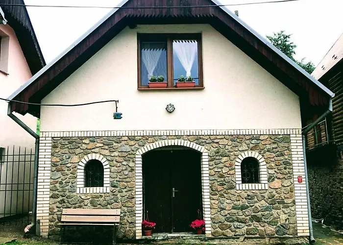 Nad Vinnym Sklepom * Pouzdrany